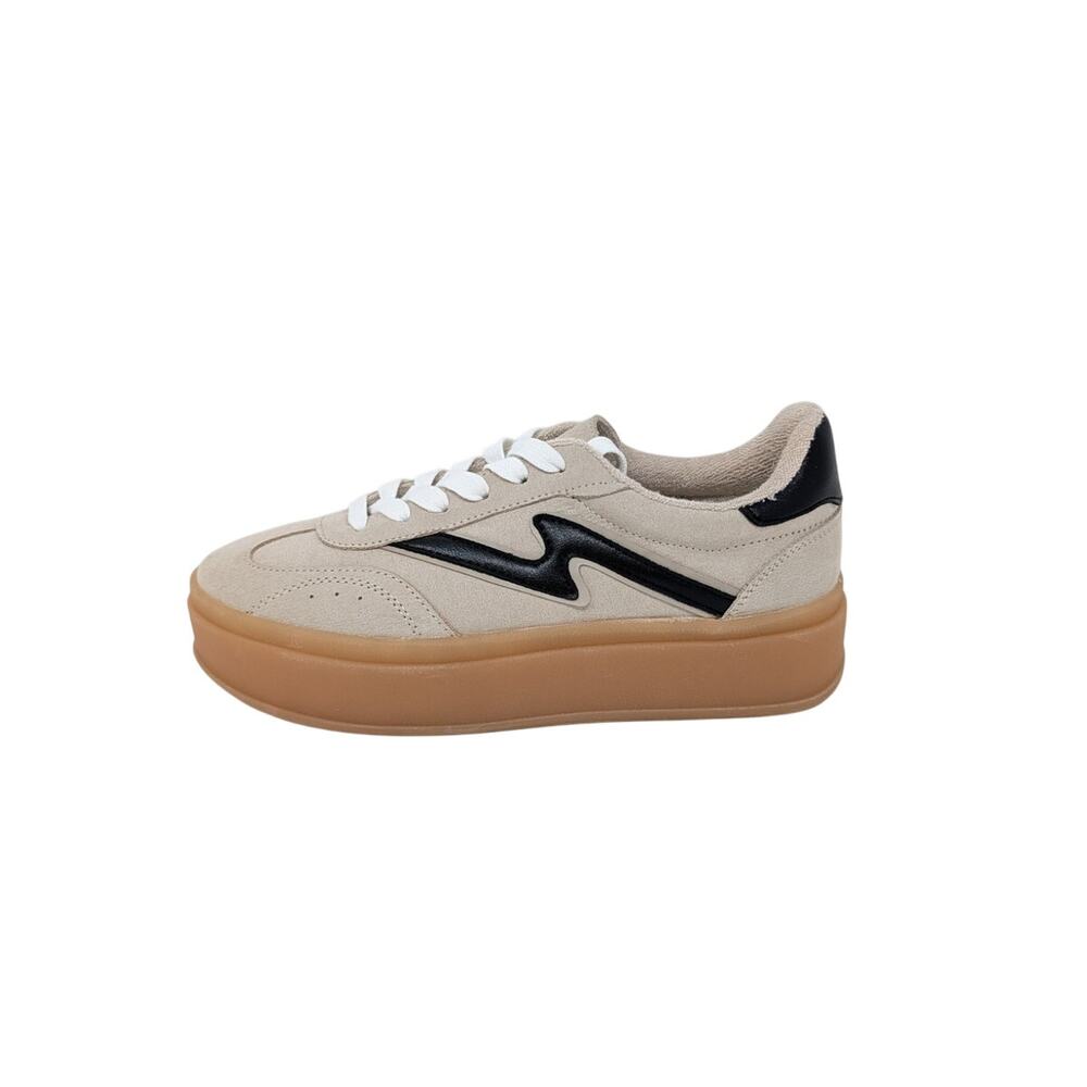 Madden Girl Mighty Platform Sneakers Beige Black Gum Sole 6.5